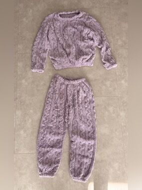 Plush Cable-Knit Two-Piece Loungewear Set in Lavender